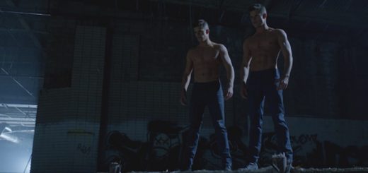 Shirtless Ethan and Aiden (The Carver twins) in Teen Wolf